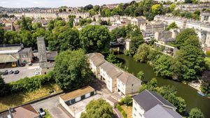 Photo 23- click for photo gallery